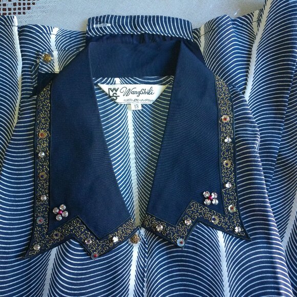 WangShiLi, Blue/white long sleeve shirt, with crystals/sequins design - Picture 9 of 11